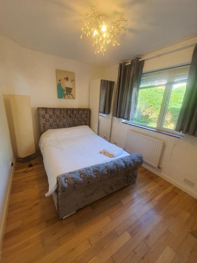 إدجوير Art Double Bed Room المظهر الخارجي الصورة