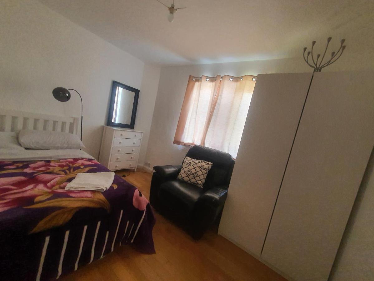 إدجوير Art Double Bed Room المظهر الخارجي الصورة